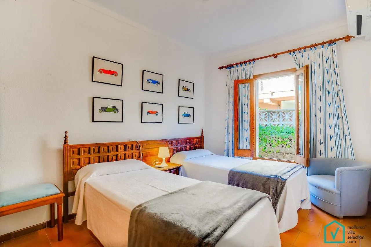 פלאיה דה מורו Casa Anecs Alcudia Cycling Friendly By Mallorca Villa Selection ספרד